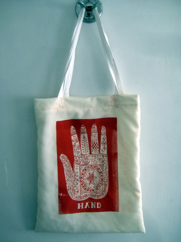 Razblint - Bag - The Hand Bag (1)